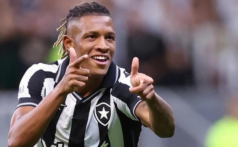 Flamengo tenta contratar Danilo, mas valor de transferência é alta e clube tem dúvidas