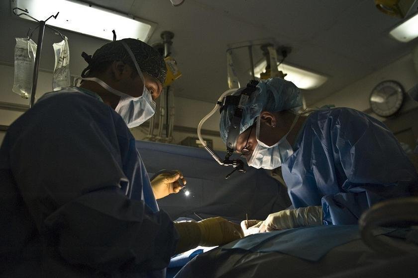 Arrascaeta passa por cirurgia na clavícula e começa recuperação com otimismo