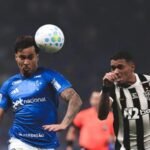 Atlético-MG encerra série negativa, derrota Cruzeiro e respira na tabela do Brasileirão