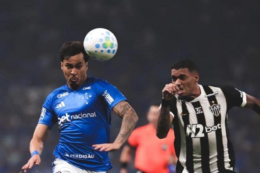 Atlético-MG encerra série negativa, derrota Cruzeiro e respira na tabela do Brasileirão