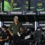 Renato Gaúcho desembarcará suplentes de Vasco ante Flamengo no Brasileirão