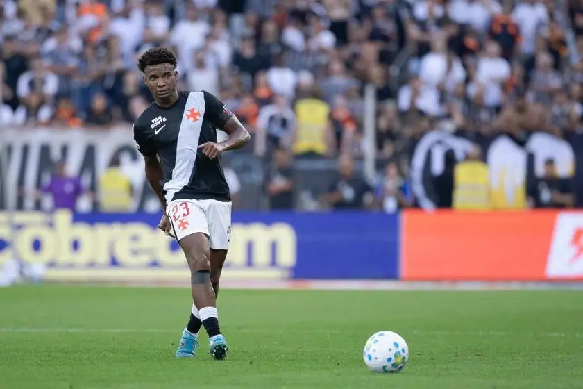 Thiago Mendes do Vasco é absolvido pelo STJD e pronto para enfrentar Flamengo