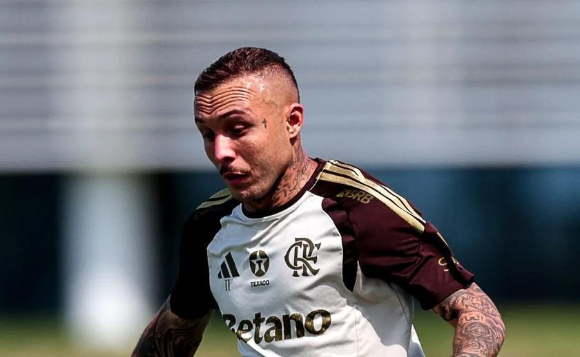 Cebolinha preso no Flamengo por efeito dominó no ataque