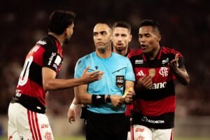 Com Carrascal, Flamengo supera expulsões de 2025 em apenas cinco meses