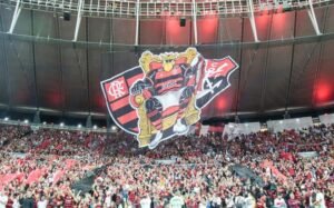 Com receita recorde, Flamengo aposta em reality, delivery e moda