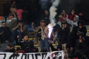 Conmebol bane torcida Medellín 60 dias após caos contra Flamengo