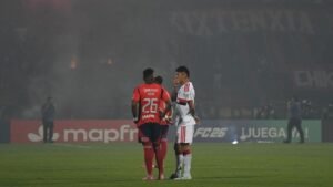 Conmebol Decide: Flamengo Vence por W.O. Após Caos na Colômbia