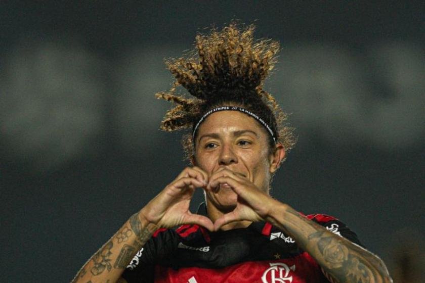 Cristiane faz gol de aniversário e Flamengo vence Fluminense no Brasileirão Feminino