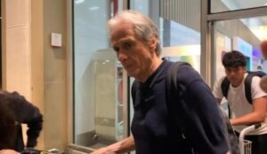 Em férias no Rio, Jorge Jesus marca presença em Flamengo e Coritiba no Maracanã