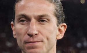 Filipe Luís acerta com Bayer Leverkusen e busca consolidar carreira na Europa