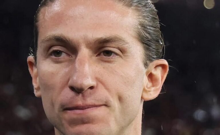 Filipe Luís acerta com Bayer Leverkusen e busca consolidar carreira na Europa