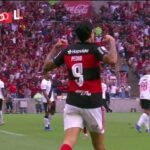 Flamengo abre vantagem sobre Vasco com gol de Pedro no início do jogo