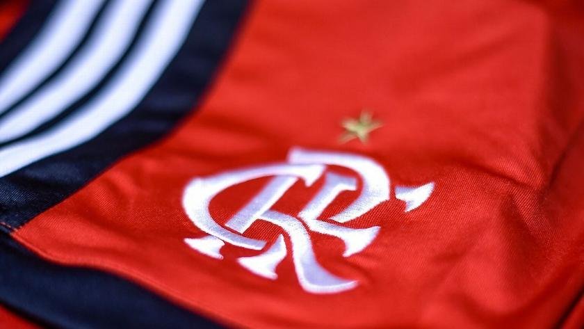 Flamengo aprova novos uniformes para 2027 com homenagem a Jorge Ben Jor