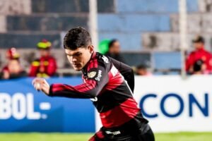 Flamengo define escalação com retorno de Carrascal e desfalques importantes contra Grêmio no Brasileirão