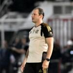 Flamengo demite técnico Bruno Pivetti após sequência de derrotas no Brasileirão Sub 20