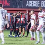 Flamengo eliminado: falhas coletivas e pressão aumentam no clube