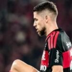 Flamengo: Jorginho fratura o pé e clube lamenta nova lesão e falhas da arbitragem
