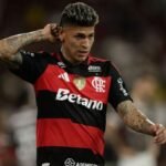 Flamengo multa Carrascal por expulsão contra Palmeiras e descarta afastamento