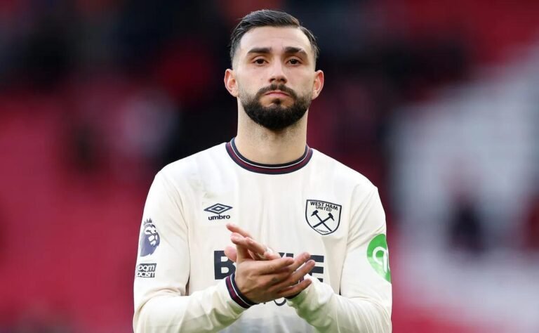 Flamengo retoma interesse em Taty Castellanos com West Ham à beira da queda