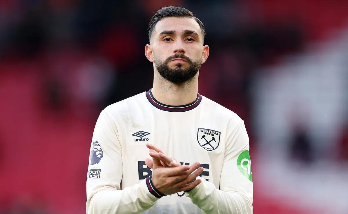 Flamengo retoma interesse em Taty Castellanos com West Ham à beira da queda