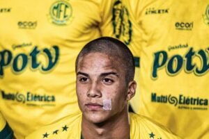 Flamengo supera Grupo City e encaminha contratação de joia do Mirassol para base