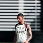 Jardim convoca sub-20 do Flamengo para suprir desfalques e prepara base para o futuro