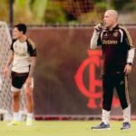 Jardim escala Flamengo com improvisação e reforços para enfrentar Athletico