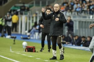 Jardim molda futuro Copa do Mundo revela joias da base Flamengo