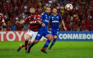 Libertadores: Flamengo reencontra Cruzeiro nas oitavas após duelo marcante em 2018