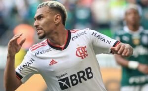 Matheuzinho no Zenit gera bolada ao Flamengo