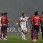 Medellín Flamengo cancelado torcida colombiana provoca caos Libertadores