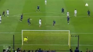 Michael, ex-Flamengo, marca contra bizarro e Al-Ula fica na Série B saudita