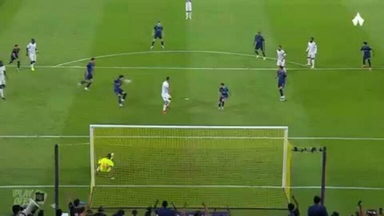 Michael, ex-Flamengo, marca contra bizarro e Al-Ula fica na Série B saudita