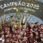 Museu Flamengo exibe sete taças de 2025 em exposição imersiva com ídolos do clube