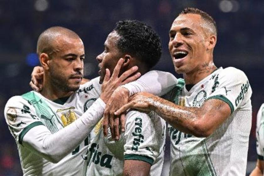 Palmeiras encara Cruzeiro e Flamengo pega Athletico em rodada decisiva