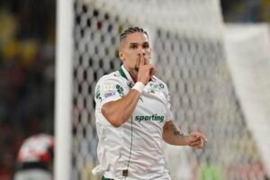 Paulinho provoca Fla, Gabigol ironiza e Vasco x Renato agitam o futebol