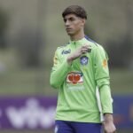 Promessa da base do Flamengo, Léo Nannetti treinará com a Seleção na Copa do Mundo