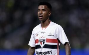 São Paulo busca Luiz Araújo enquanto Flamengo esclarece situação de Marcos Antônio no mercado