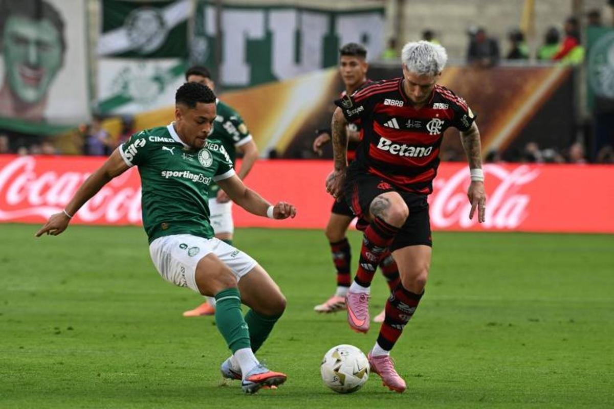 Sorteio da Libertadores define confronto brasileiro entre Flamengo e Cruzeiro nas oitavas