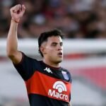 **Título:** Flamengo Negocia Contratação de David Romero por R$ 29 Milhões **Tags:** Flamengo, David Romero, Contratação, Futebol Argentino, Mercado da Bola, Tigre, Copa Libertadores