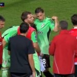 Viña brilha como goleiro improvisado em vitória dramática do River Plate na Sul-Americana