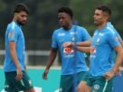 Ancelotti deve repetir escalação e treina estratégias para superar defesa do Japão