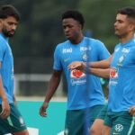 Starting players of the Brazilian national team participate in a training session at Columbia Park before the second stage World Cup match. Credit: Werther Santana/Estadão