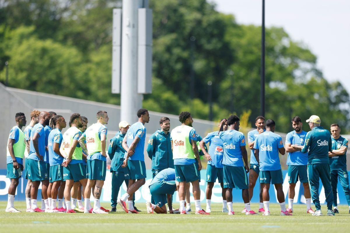 Ancelotti mantém mistério sobre escalação da seleção brasileira para estreia na Copa 2026