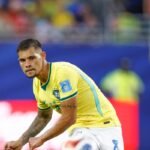 Bruno Guimarães in action during the match between Brazil and Scotland. Credit: Rafael Ribeiro / CBF