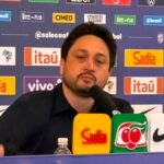 Arthur Elias aponta xenofobia e desrespeito de arbitragem após derrotas da seleção feminina