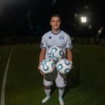 Artilheiro da Libertadores supera passado como vendedor ambulante e é convocado pelo Paraguai