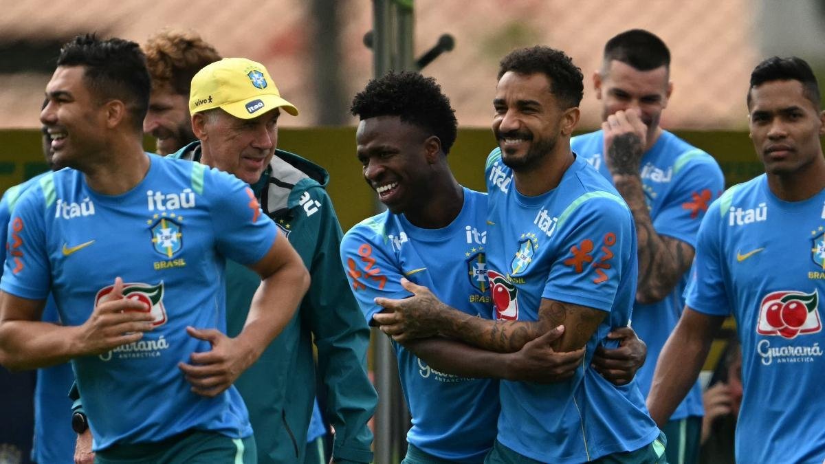 Atlético ofereceu fortuna por Danilo em negociação nos bastidores