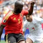 Bélgica e Irã empatam sem gols com milagre, gol anulado e expulsão