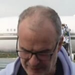 Bielsa surpreende com poucas palavras na chegada do Uruguai; vídeo viraliza